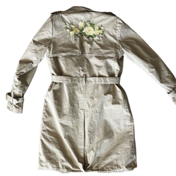 SH|collection neutral tan embroidered floral back trench coat - Picture 4 of 15